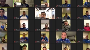 Claure tras la charla con los jugadores de Bolívar: “No hay excusas, a dejar todo en la cancha” Claure tras la charla con los jugadores de Bolívar: “No hay excusas, a dejar todo en la cancha”