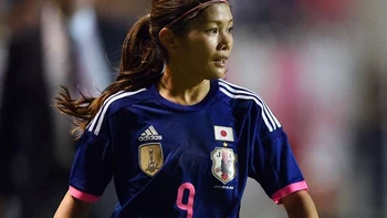 ¡Sorpresa! Una futbolista japonesa renuncia al relevo de la llama olímpica ¡Sorpresa! Una futbolista japonesa renuncia al relevo de la llama olímpica
