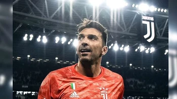 Buffon se despide de la Juventus, pero no del fútbol Buffon se despide de la Juventus, pero no del fútbol