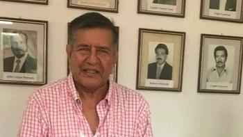 Carlos Sánchez: “Yo no sé por qué pelean tanto por la silla presidencial de la FBF” Carlos Sánchez: “Yo no sé por qué pelean tanto por la silla presidencial de la FBF”
