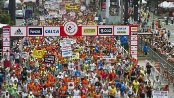 Aplazan nuevamente la tradicional carrera de San Silvestre de Sao Paulo Aplazan nuevamente la tradicional carrera de San Silvestre de Sao Paulo