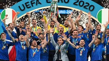 Italia, campeón de la Eurocopa tras derrotar a Inglaterra en la tanda de los penales Italia, campeón de la Eurocopa tras derrotar a Inglaterra en la tanda de los penales