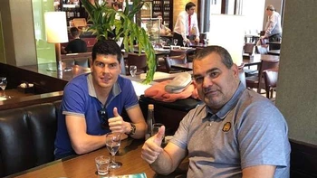Lampe, el arquero boliviano de Vélez: “Si me tienen que romper la cara por evitar un gol, lo haré” Lampe, el arquero boliviano de Vélez: “Si me tienen que romper la cara por evitar un gol, lo haré”