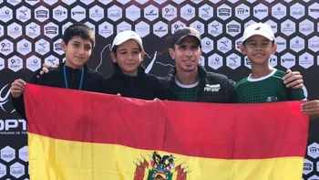 Selección boliviana sub-12 de tenis logra su primera victoria en el Sudamericano de Lima Selección boliviana sub-12 de tenis logra su primera victoria en el Sudamericano de Lima