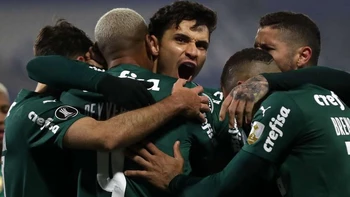 Palmeiras gana de visita a la Católica y se acerca a cuartos de la Libertadores Palmeiras gana de visita a la Católica y se acerca a cuartos de la Libertadores