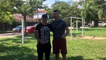 Molina y Suárez pondrán en marcha la escuela de fútbol Los Lobos Molina y Suárez pondrán en marcha la escuela de fútbol Los Lobos