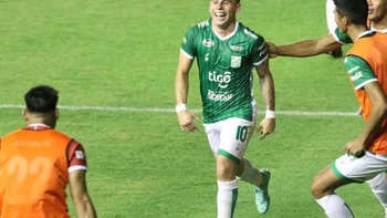 Oriente Petrolero sigue con buena cosecha (1-0) Oriente Petrolero sigue con buena cosecha (1-0)