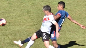 Wilstermann toma impulso con victoria (0-1) ante Nacional Potosí Wilstermann toma impulso con victoria (0-1) ante Nacional Potosí