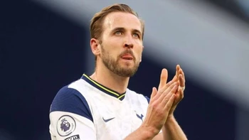 Harry Kane decide permanecer en el Tottenham Harry Kane decide permanecer en el Tottenham
