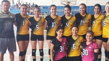 Hamacas y Utepsa de Santa Cruz, subcampeones de la Copa Amistad de voleibol Hamacas y Utepsa de Santa Cruz, subcampeones de la Copa Amistad de voleibol
