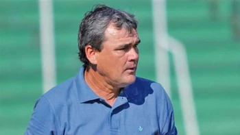 "Tucho" Antelo es el nuevo entrenador de Guabirá "Tucho" Antelo es el nuevo entrenador de Guabirá