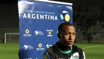 Ayacucho de Perú está interesado en Gustavo Pinedo Ayacucho de Perú está interesado en Gustavo Pinedo