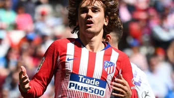 Barcelona cede a Griezmann al Atlético Madrid y ficha a De Jong, del Sevilla Barcelona cede a Griezmann al Atlético Madrid y ficha a De Jong, del Sevilla