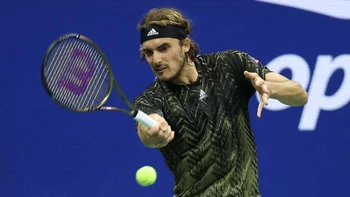 Tsitsipas, Medvedev y Osaka avanzan en un Abierto de EEUU Tsitsipas, Medvedev y Osaka avanzan en un Abierto de EEUU
