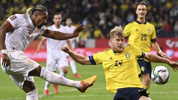 España pierde (2-1) ante Suecia y se complica la clasificación al Mundial 2022 España pierde (2-1) ante Suecia y se complica la clasificación al Mundial 2022