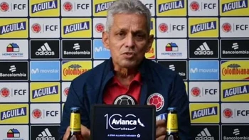 Reinaldo Rueda: “Este es un punto de oro por lo que significa esta nueva Bolivia” Reinaldo Rueda: “Este es un punto de oro por lo que significa esta nueva Bolivia”