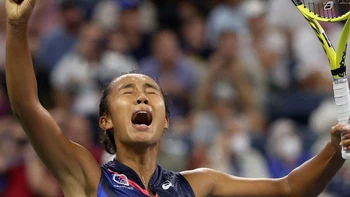 La joven canadiense Fernandez lleva la chispa del fútbol al US Open de tenis La joven canadiense Fernandez lleva la chispa del fútbol al US Open de tenis