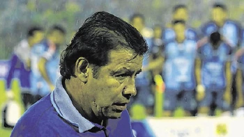 Blooming ya trabaja con Erwin Sánchez al frente Blooming ya trabaja con Erwin Sánchez al frente