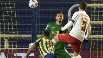 Bragantino y Peñarol lanzados a ‘semis’ abren las revanchas de cuartos en la Sudamericana Bragantino y Peñarol lanzados a ‘semis’ abren las revanchas de cuartos en la Sudamericana