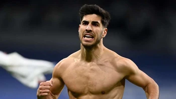 El líder Real Madrid venció (1-0) al Granada gracias a Marco Asensio El líder Real Madrid venció (1-0) al Granada gracias a Marco Asensio