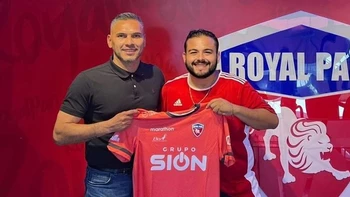 Royal Pari se hace de los servicios del experimentado arquero Daniel Vaca Royal Pari se hace de los servicios del experimentado arquero Daniel Vaca