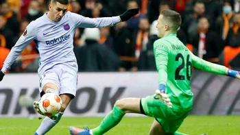 Barcelona y Atalanta siguen adelante en Europa League, Sevilla y Betis dicen adiós Barcelona y Atalanta siguen adelante en Europa League, Sevilla y Betis dicen adiós