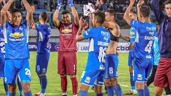 Wilstermann y Bolívar parten de local este viernes en el inicio de la disputa de la fecha 11 del Apertura Wilstermann y Bolívar parten de local este viernes en el inicio de la disputa de la fecha 11 del Apertura