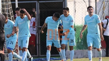 Bolívar viaja a Cochabamba para recuperar terreno Bolívar viaja a Cochabamba para recuperar terreno