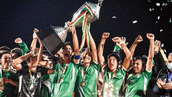 Santa Cruz logró el título en el nacional de fútbol sub-16 en Tarija Santa Cruz logró el título en el nacional de fútbol sub-16 en Tarija