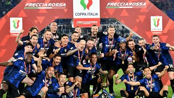 Inter de Milan levanta la Copa Italia, en un año negativo para la Juventus Inter de Milan levanta la Copa Italia, en un año negativo para la Juventus