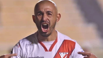 Marcos Riquelme: “Por suerte pudimos encontrar el gol muy temprano” Marcos Riquelme: “Por suerte pudimos encontrar el gol muy temprano”