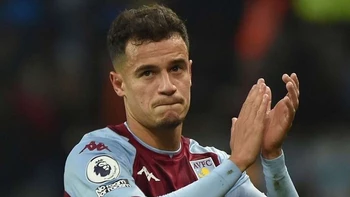 Coutinho aceptó bajarse sueldo para seguir su carrera en el Aston Villa Coutinho aceptó bajarse sueldo para seguir su carrera en el Aston Villa