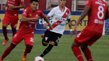 Golazo de Medina le da el triunfo a Always Ready sobre Guabirá en Montero Golazo de Medina le da el triunfo a Always Ready sobre Guabirá en Montero