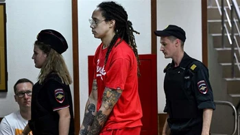 Jugadora de básquet estadounidense Griner enfrenta juicio por tráfico de drogas Jugadora de básquet estadounidense Griner enfrenta juicio por tráfico de drogas