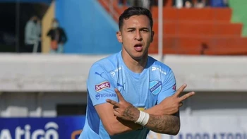 El VAR, otra vez protagonista: Bolívar superó (0-1) a la ‘U’ de Vinto en Cochabamba El VAR, otra vez protagonista: Bolívar superó (0-1) a la ‘U’ de Vinto en Cochabamba