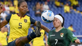 Bolivia perdió (6-1) ante Ecuador en su debut en la Copa América Femenina Bolivia perdió (6-1) ante Ecuador en su debut en la Copa América Femenina