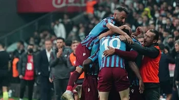 El Trabzonspor se proclamó campeón del fútbol turco El Trabzonspor se proclamó campeón del fútbol turco