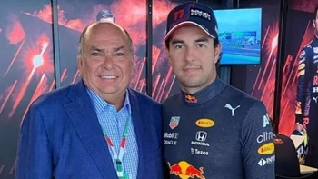 Padre del piloto mexicano de Fórmula 1 Sergio Pérez busca candidatura presidencial Padre del piloto mexicano de Fórmula 1 Sergio Pérez busca candidatura presidencial