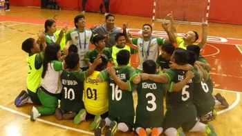 Bolivia perdió en semifinales y va por el tercer puesto en la Copa América de Talla Baja Bolivia perdió en semifinales y va por el tercer puesto en la Copa América de Talla Baja