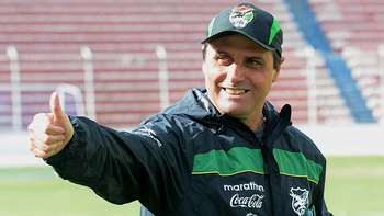 Llegada de Hoyos a Oriente Petrolero se enfría Llegada de Hoyos a Oriente Petrolero se enfría