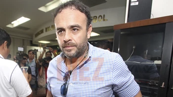 Los clubes cruceños no declinan su postura Los clubes cruceños no declinan su postura