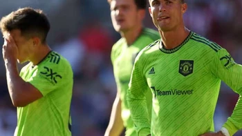 Manchester United cayó vergonzosamente por 4-0 ante el Brentford en la Premier League Manchester United cayó vergonzosamente por 4-0 ante el Brentford en la Premier League