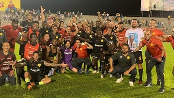 Aucas lidera y permanece invicto en segunda ronda del torneo de fútbol de Ecuador Aucas lidera y permanece invicto en segunda ronda del torneo de fútbol de Ecuador