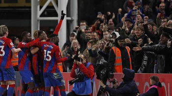El Crystal Palace goleó al Arsenal por 3-0 en el derbi londinense El Crystal Palace goleó al Arsenal por 3-0 en el derbi londinense