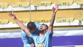 Bolívar le volvió a ganar a The Strongest el clásico paceño (1-0) Bolívar le volvió a ganar a The Strongest el clásico paceño (1-0)