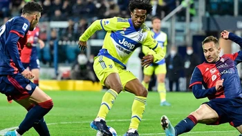 El colombiano Cuadrado amplía hasta 2023 su contrato con la Juventus El colombiano Cuadrado amplía hasta 2023 su contrato con la Juventus
