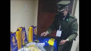 Boca Juniors acusado de dar regalos a los árbitros del encuentro en el que ganó a Always Ready (video) Boca Juniors acusado de dar regalos a los árbitros del encuentro en el que ganó a Always Ready (video)