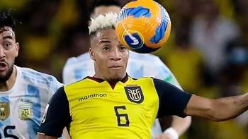 Abogado de Chile exhibió nuevas pruebas a poco del fallo de la FIFA sobre el caso Byron Castillo Abogado de Chile exhibió nuevas pruebas a poco del fallo de la FIFA sobre el caso Byron Castillo