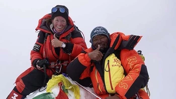 Tuvo que vender su departamento: alpinista noruega quiere escalar las 14 mayores cumbres del planeta en tiempo récord Tuvo que vender su departamento: alpinista noruega quiere escalar las 14 mayores cumbres del planeta en tiempo récord