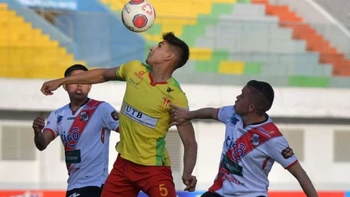 Palmaflor cayó (0-1) de local contra Nacional Potosí y se complica Palmaflor cayó (0-1) de local contra Nacional Potosí y se complica